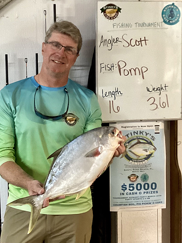 weigh in shot of pompano