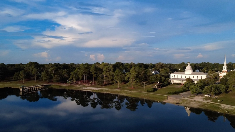 A Spring Weekend Worth Lingering For