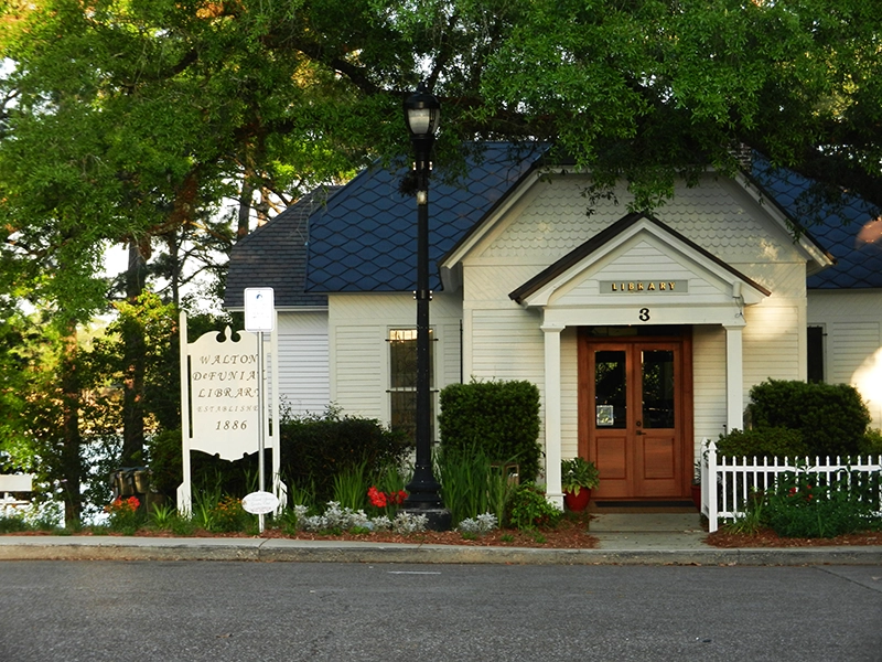 St. Joe Community Foundation Awards $25K Grant to DeFuniak Springs Library Group